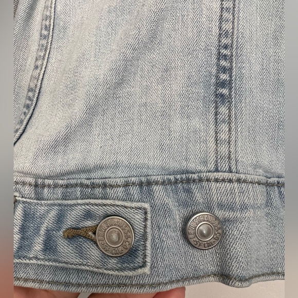 Levi's Blue Jean Jacket - Picture 5 of 13